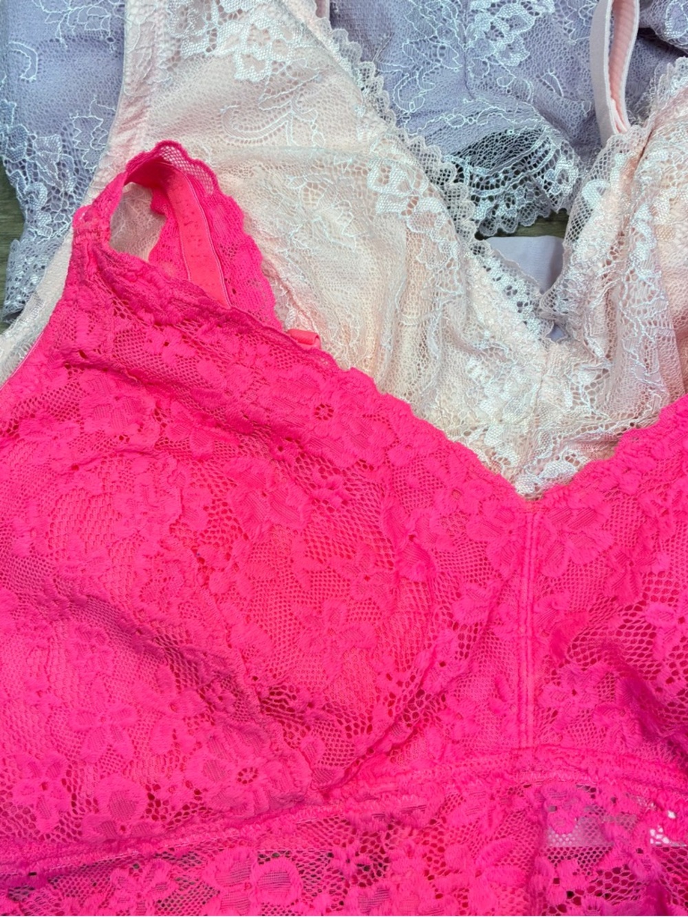 Secret Treasures No Boundaries 3 Lace Wirefree Bras - Picture 3 of 10